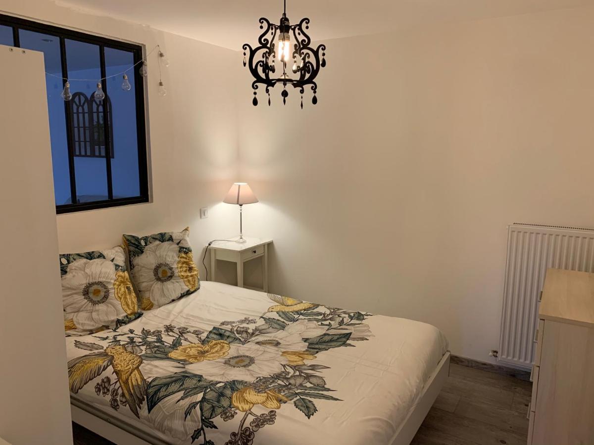 Appartement Rez De Chausse Maison 莫尔比耶 外观 照片