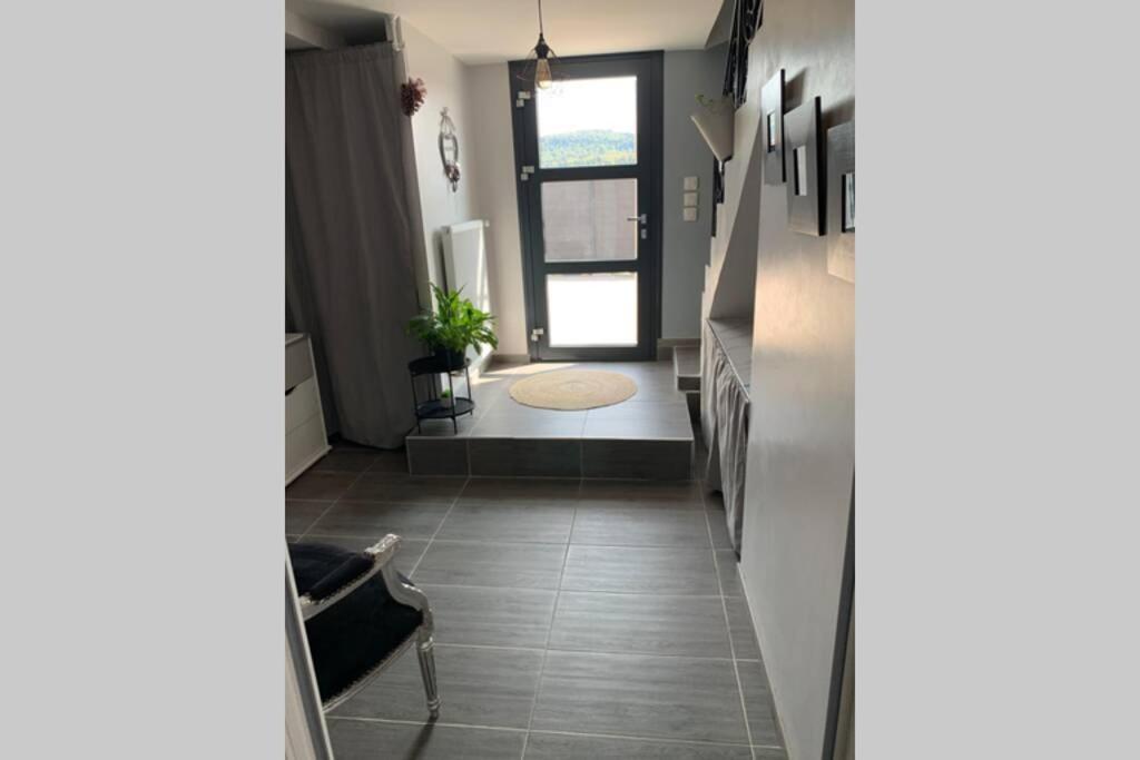 Appartement Rez De Chausse Maison 莫尔比耶 外观 照片