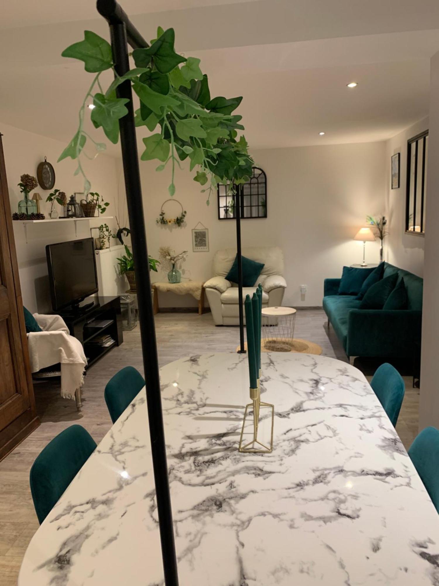 Appartement Rez De Chausse Maison 莫尔比耶 外观 照片